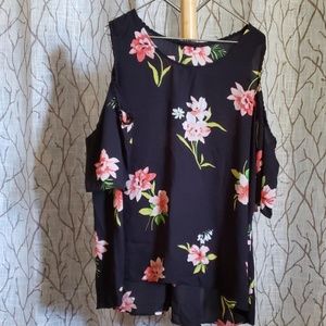 W5 Flower Print Top Size 2x